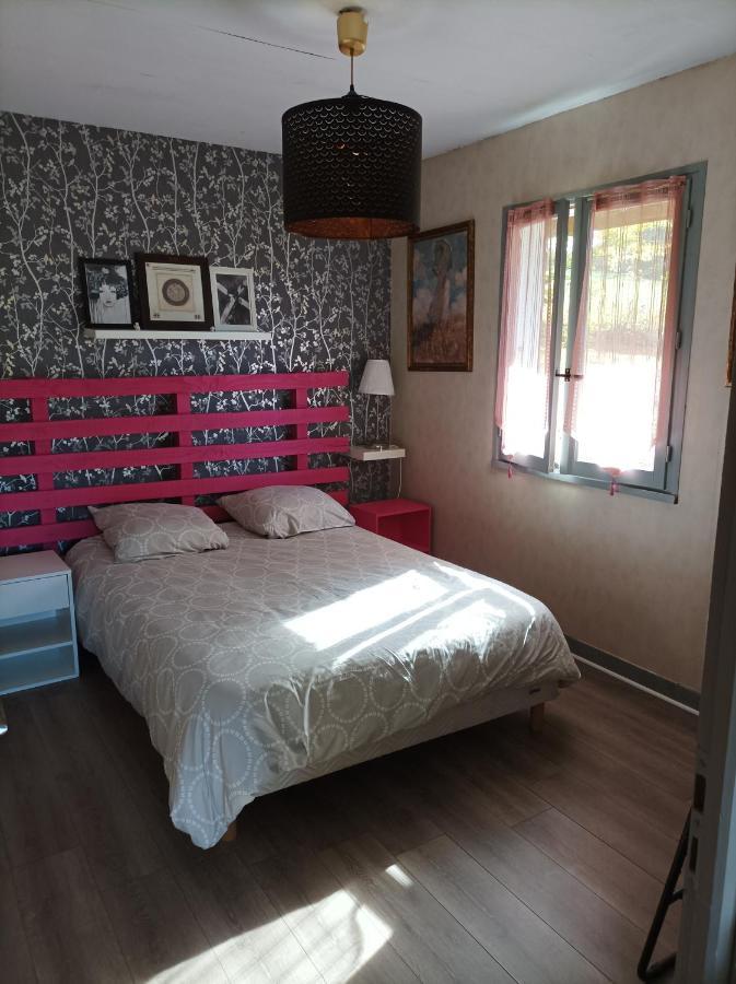 Chalet Deux Chambres Au Calme Saint-Brisson المظهر الخارجي الصورة
